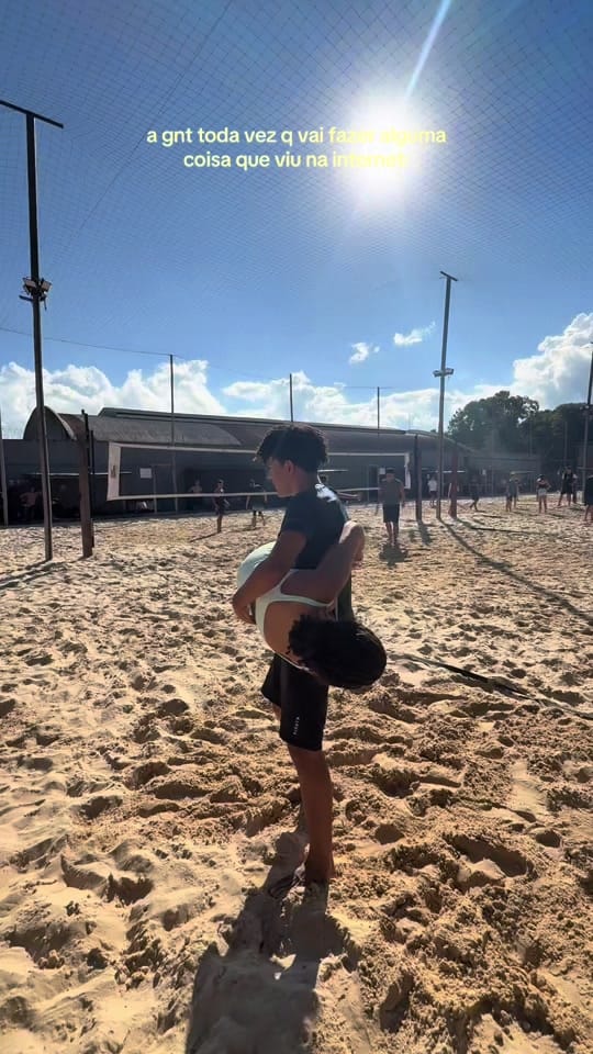 Post 2 by Emanuelly Sousa ⚜️ on TikTok (video)