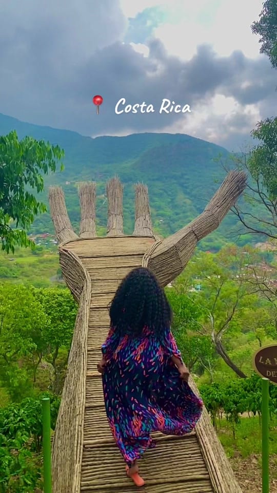 Post 10 by Glitznglamaris on TikTok (video)