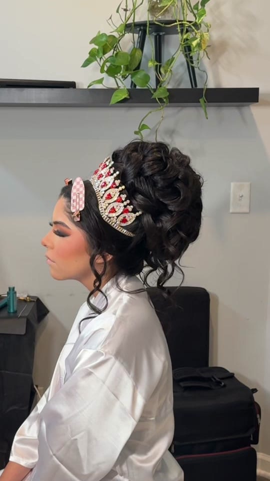 Post 5 by Glam.by.lucero on TikTok (video)