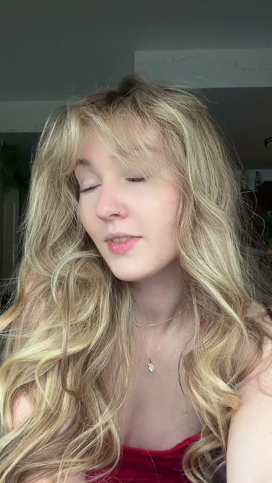 Post 5 by hira on TikTok (video)