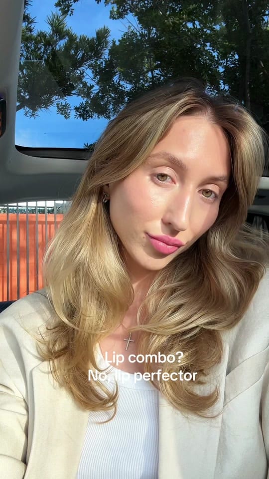 Post 1 by Anakreet on TikTok (video)