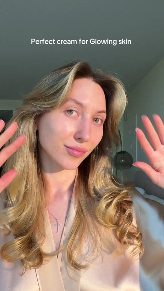 Post 2 by Anakreet on TikTok (video)