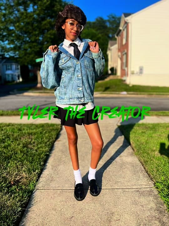 Post 6 by Designer_MikaJe on TikTok (video)