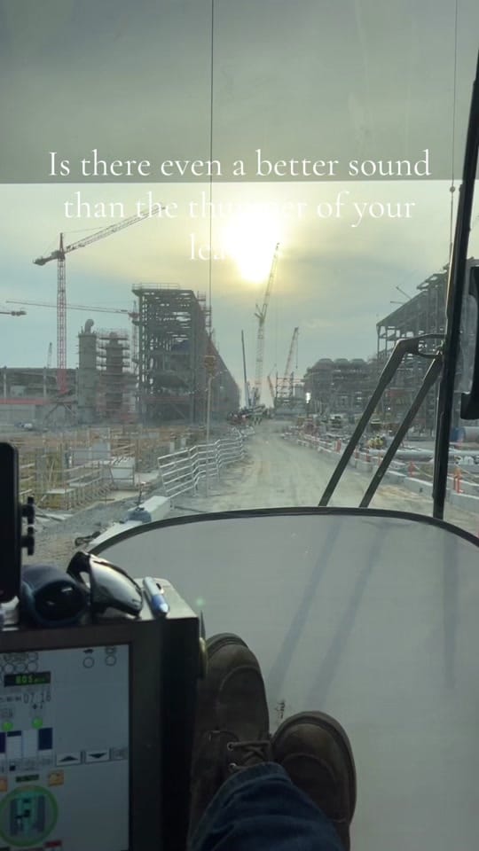 Post 8 by 🏗️ETX CRANE OP🏗️ on TikTok (video)