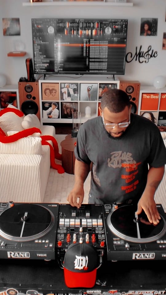 Post 7 by djdoesitall_ on TikTok (video)