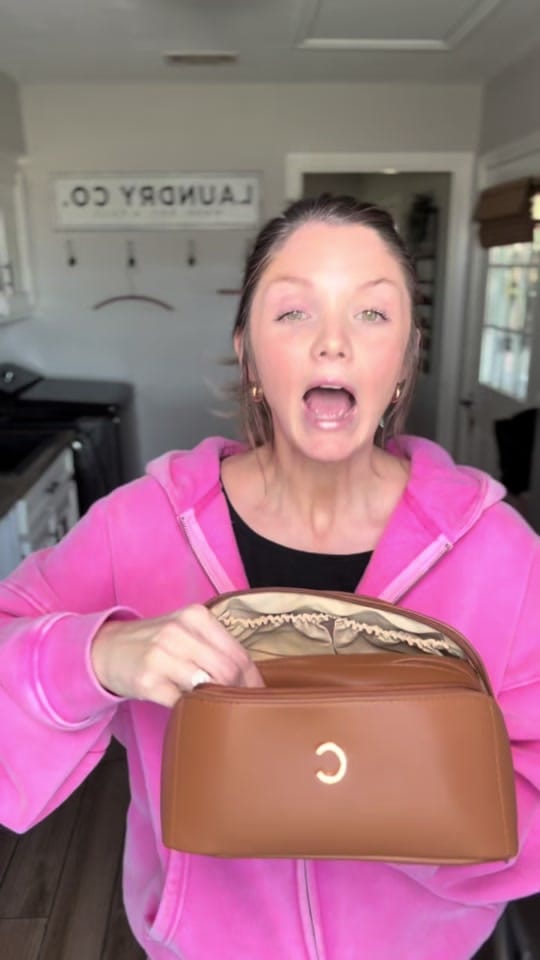 Post 4 by Cass on TikTok (video)