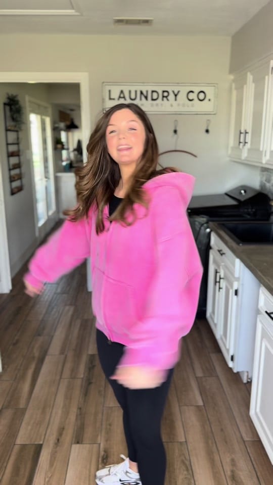 Post 3 by Cass on TikTok (video)
