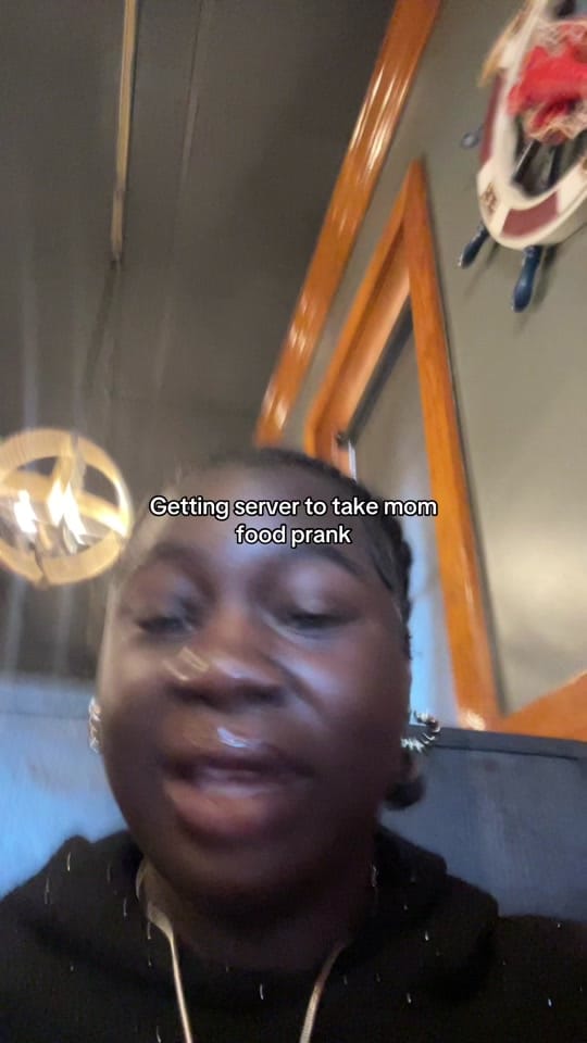 Post 2 by Elexis🎀 on TikTok (video)