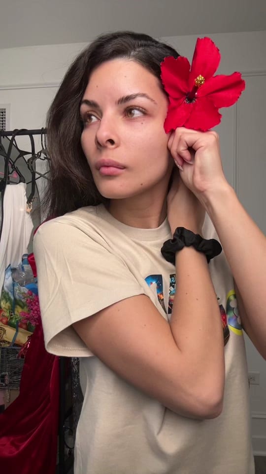 Post 7 by Mari 🤍 on TikTok (video)