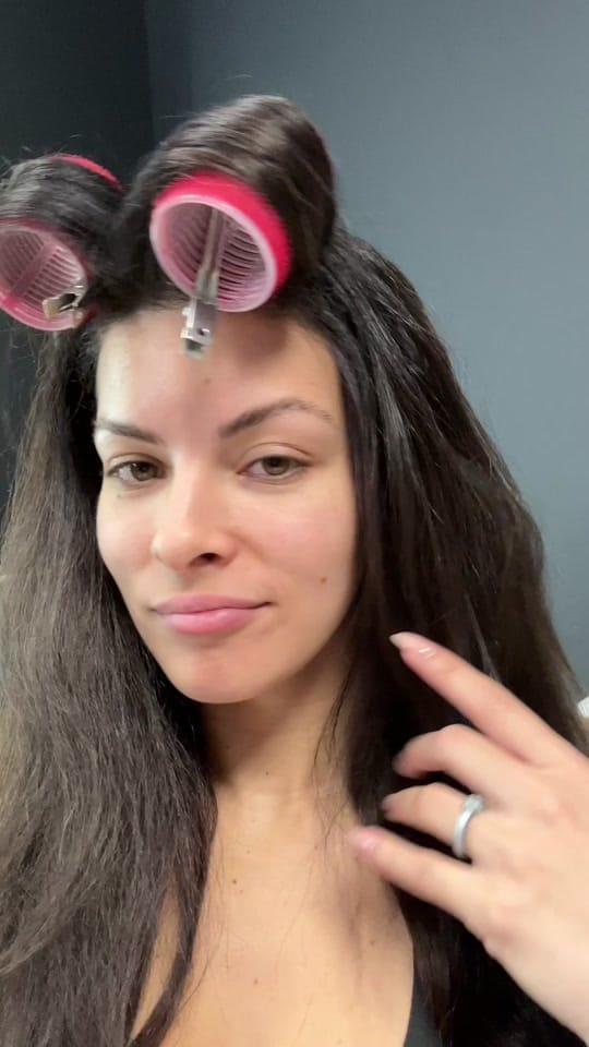 Post 10 by Mari 🤍 on TikTok (video)