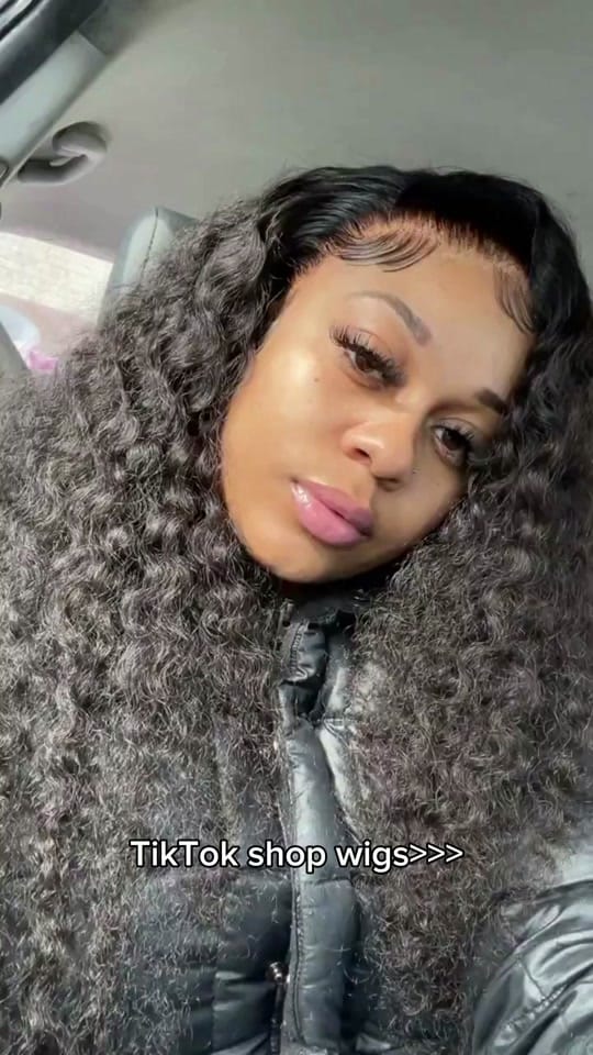 Post 7 by Amber Mercedes 💕💚 on TikTok (video)