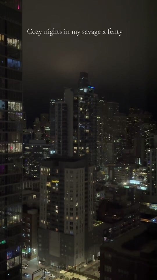 Post 7 by sofiainthesity on TikTok (video)