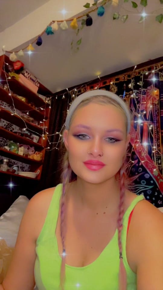 Post 4 by Kel on TikTok (video)