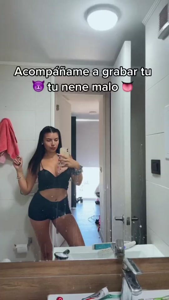 Post 8 by raylenalee on TikTok (video)