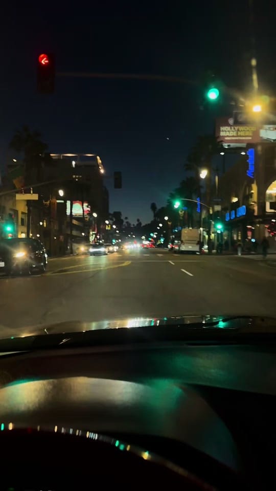 Post 1 by 2swift on TikTok (video)