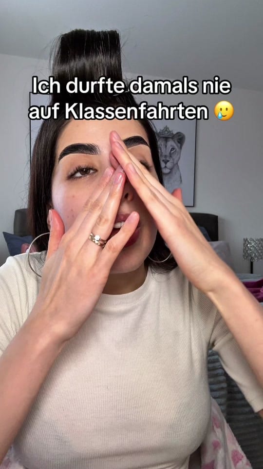 Post 6 by loungemedusa on TikTok (video)