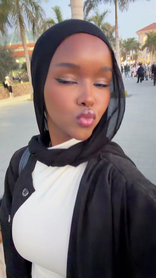 Post 8 by Ambiyofarah on TikTok (video)