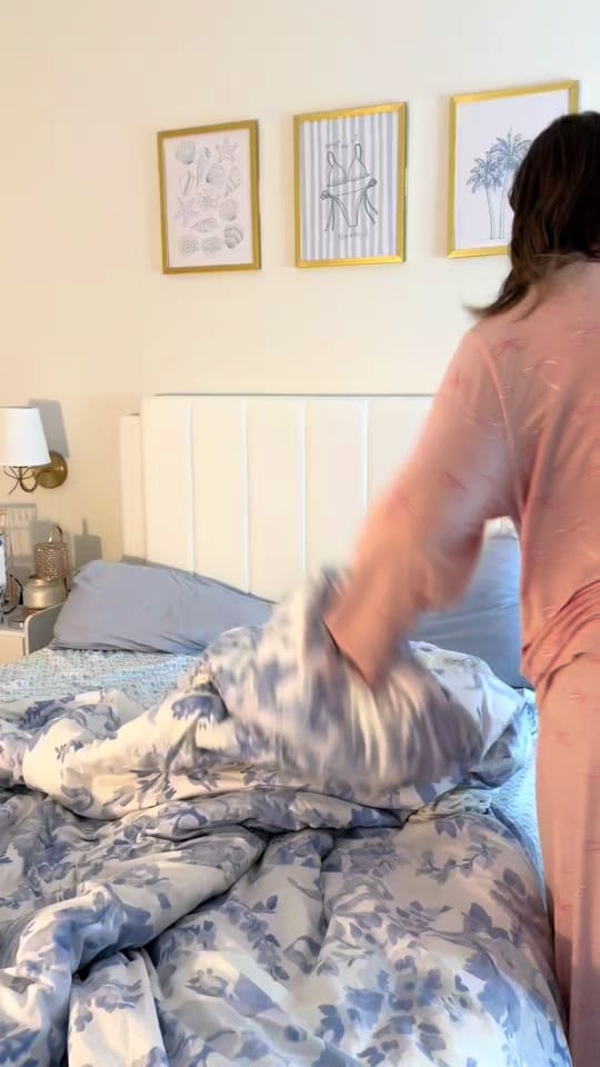 Post 1 by Kayla!!! 🍌🌸🏄‍♀️ on TikTok (video)