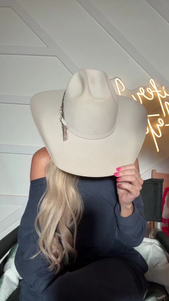 Post 3 by @jenniferhillerartistry on TikTok (video)