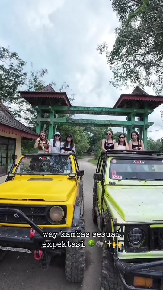 Post 1 by nusanesia.trip on TikTok (video)