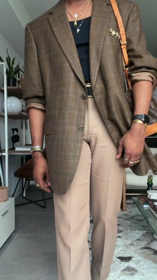 Post 2 by Ronald Thomas II on TikTok (video)
