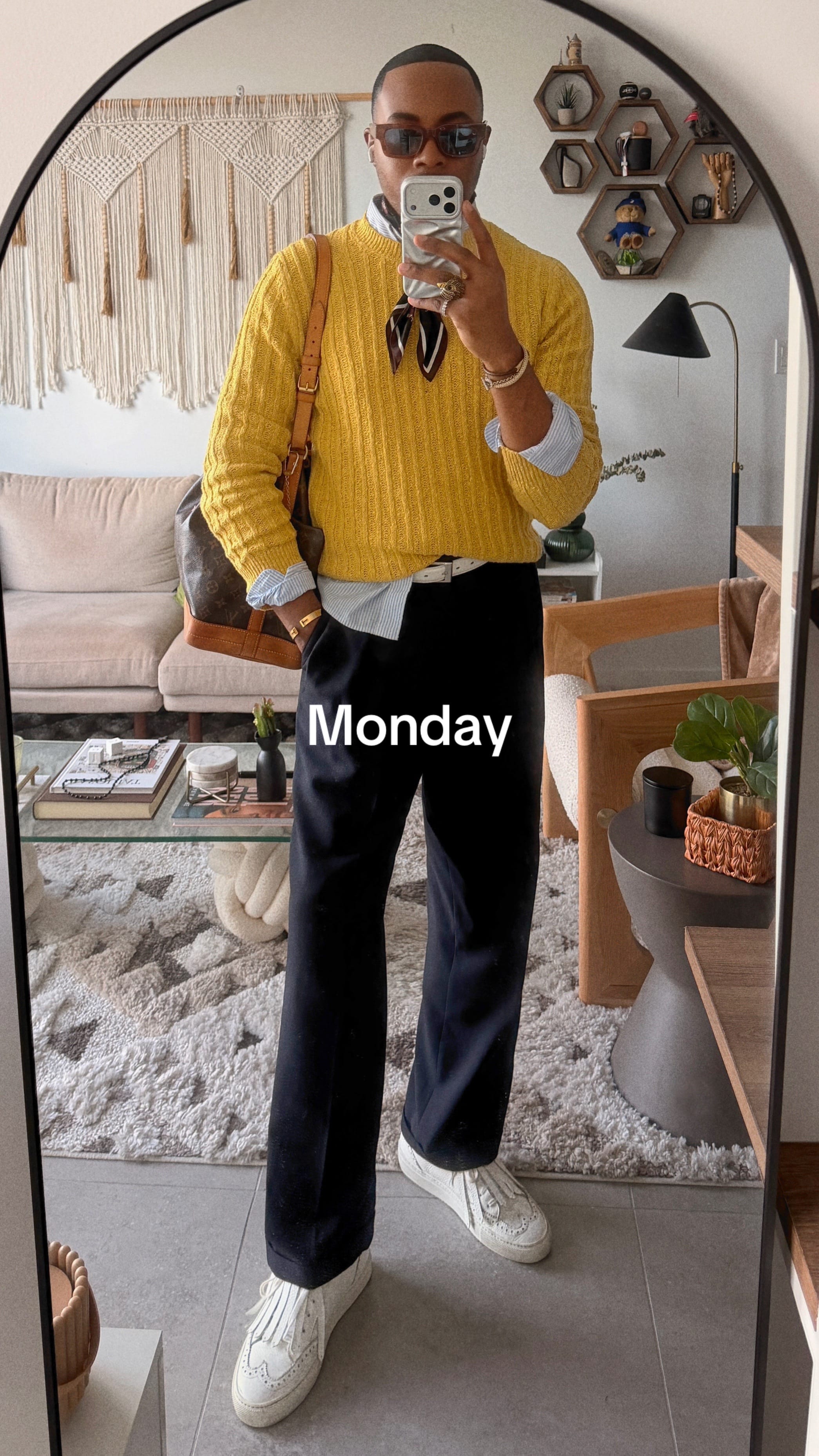 Post 1 by Ronald Thomas II on TikTok (video)