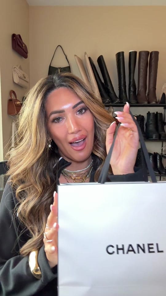 Post 3 by Juliann Marie | Fashion on TikTok (video)
