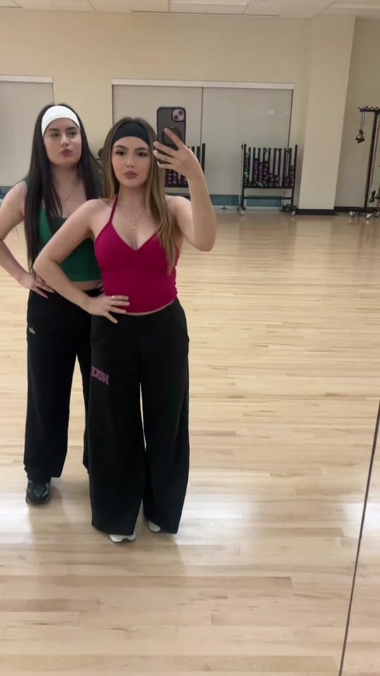Post 4 by Rosalinda ❀ on TikTok (video)