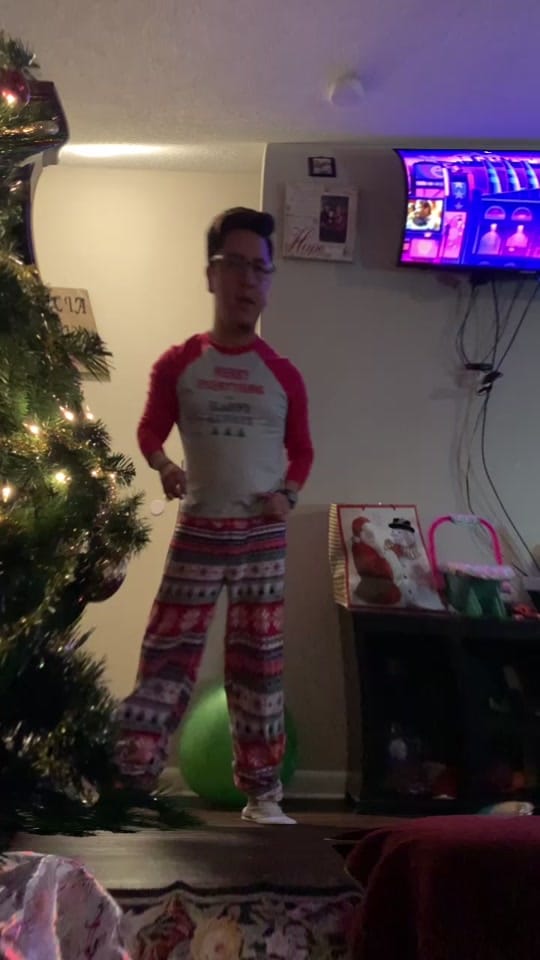 Post 8 by Nailsbyyamileth_ on TikTok (video)