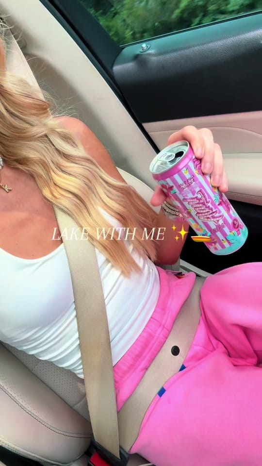 Post 6 by kendalreesmua on TikTok (video)