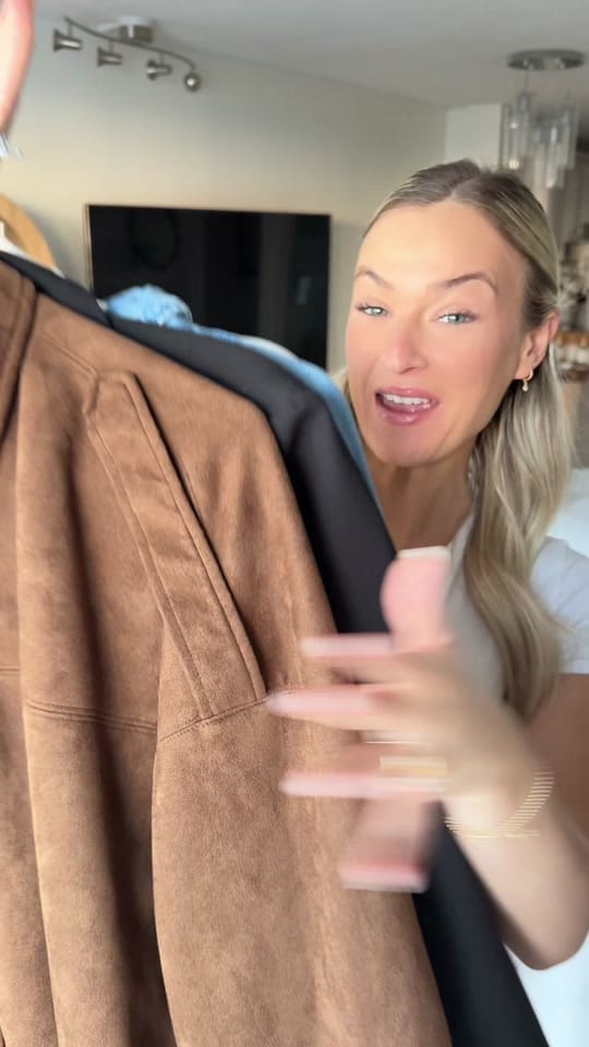 Post 8 by mia smith on TikTok (video)