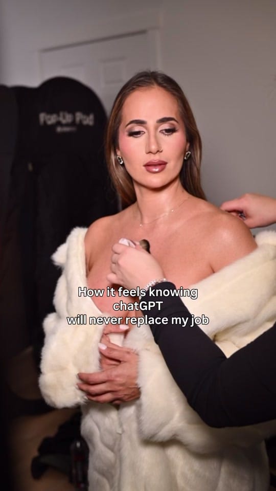 Post 7 by SEATTLE MAKEUP ARTIST on TikTok (video)