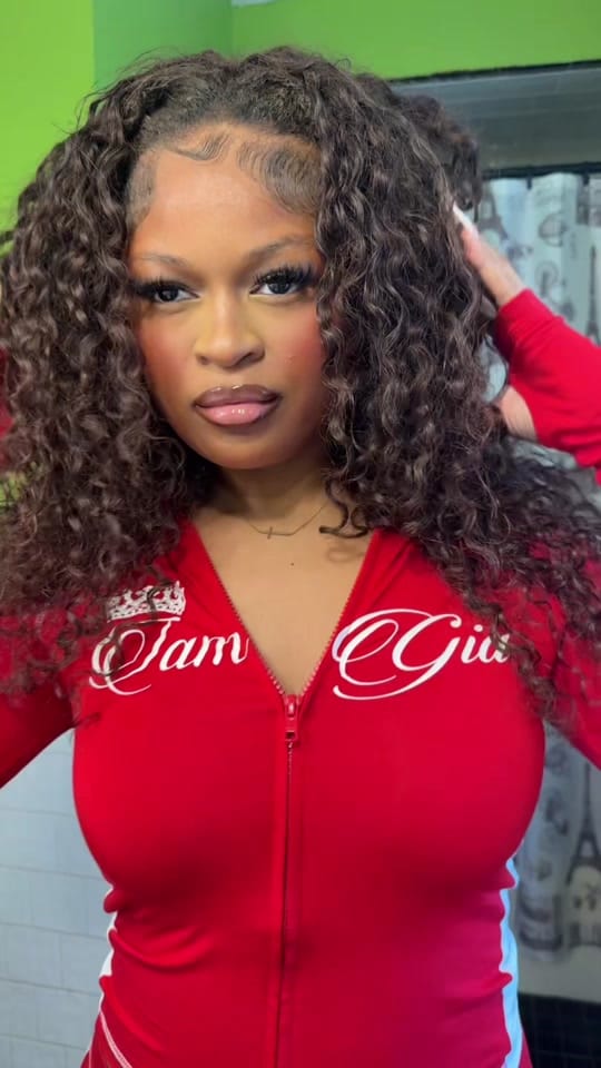 Post 5 by MELLA! on TikTok (video)
