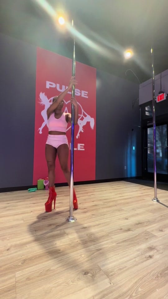 Post 5 by Laurren Aliyah on TikTok (video)