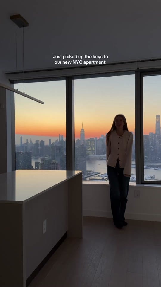 Post 1 by Anna on TikTok (video)