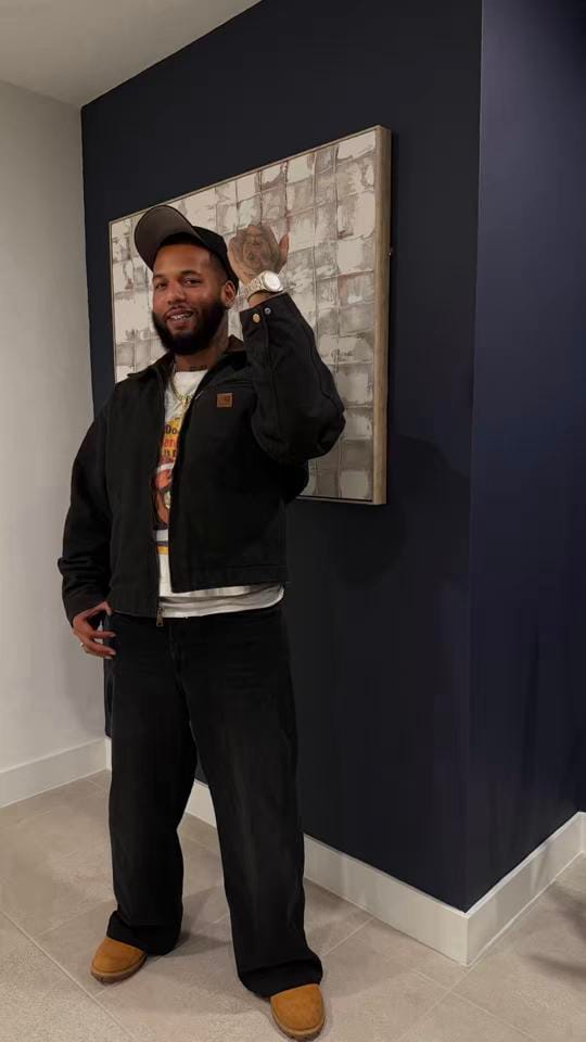 Post 4 by Denzel on TikTok (video)