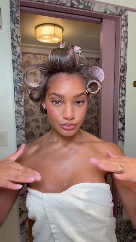 Post 4 by missashton_ on TikTok (video)