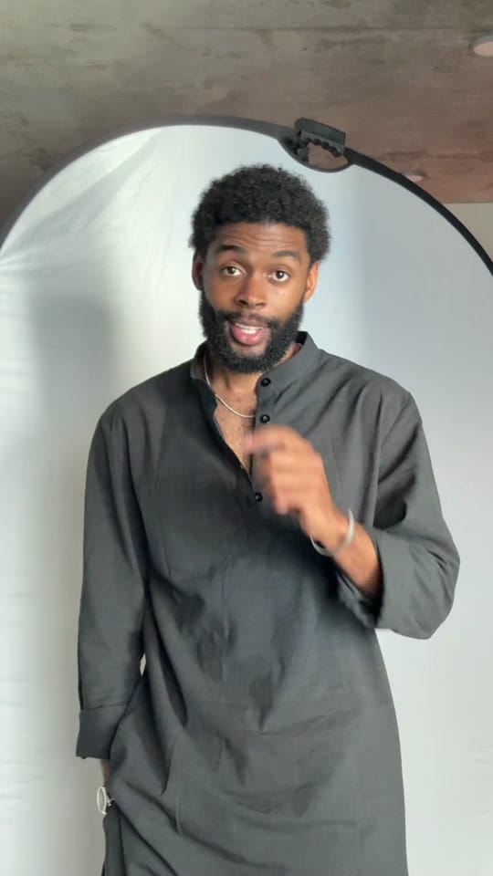 Post 3 by 𝑀𝑒𝑙𝑖𝑘 𝐽. 𝐶ℎ𝑎𝑚𝑏𝑒𝑟𝑠 on TikTok (video)