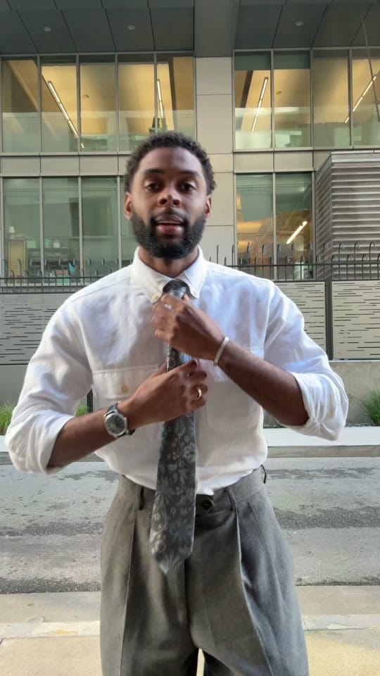 Post 6 by 𝑀𝑒𝑙𝑖𝑘 𝐽. 𝐶ℎ𝑎𝑚𝑏𝑒𝑟𝑠 on TikTok (video)