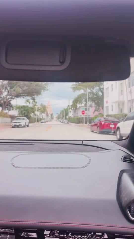 Post 8 by Gmlmiami on TikTok (video)
