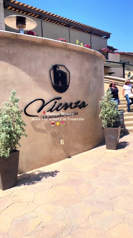Post 10 by Mimi on TikTok (video)