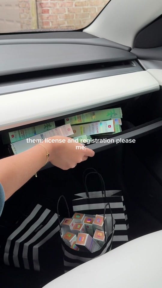 Post 3 by ErborianUSA on TikTok (video)