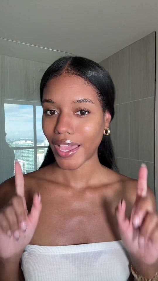 Post 10 by First Aid Beauty on TikTok (video)