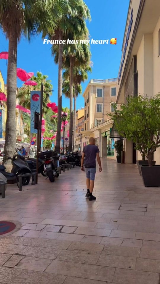 Post 7 by Evey Aminey on TikTok (video)