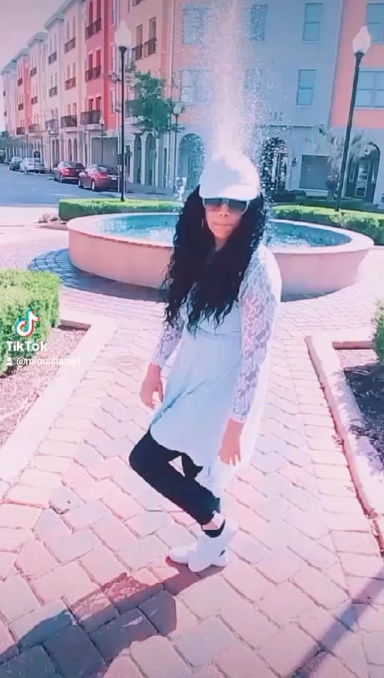 Post 10 by Maureen/content creator💞 on TikTok (video)