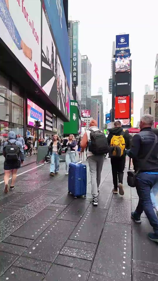 Post 7 by @CAwalk on TikTok (video)