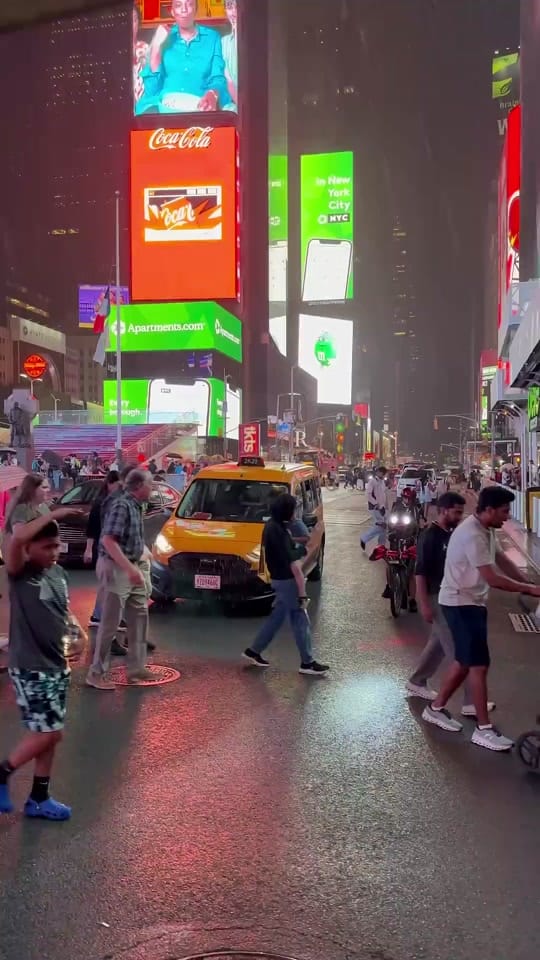 Post 2 by @CAwalk on TikTok (video)