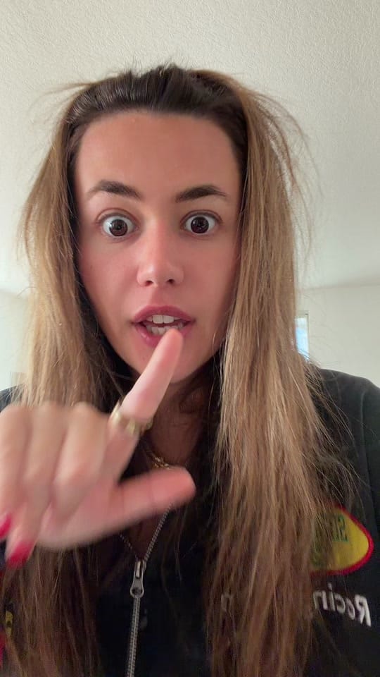 Post 9 by Amelia Rose on TikTok (video)
