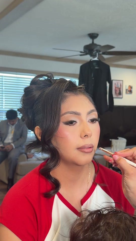 Post 4 by Makeup_by_arii on TikTok (video)