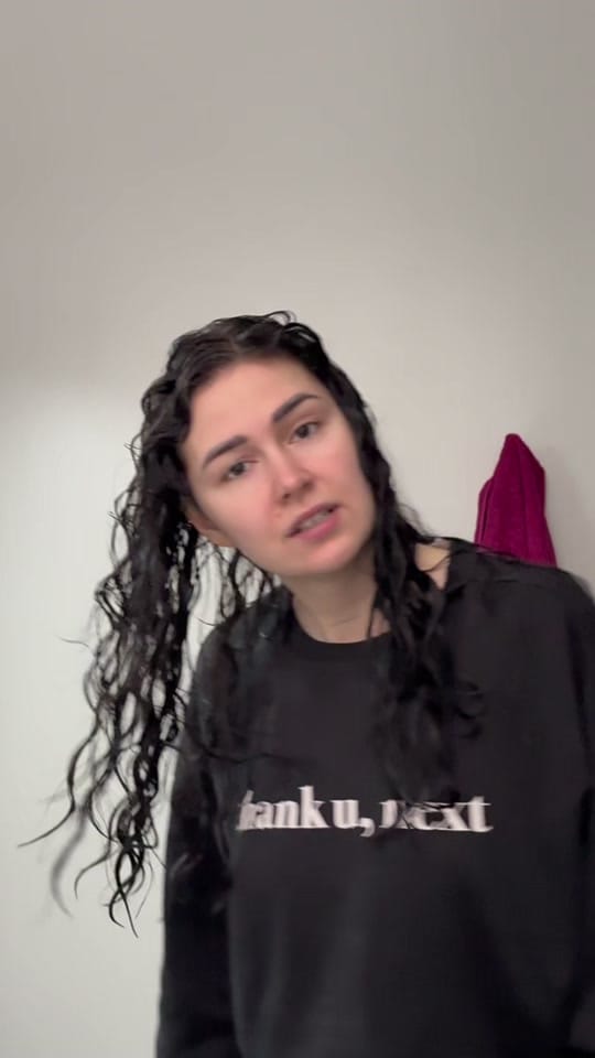 Post 7 by Santa Buša on TikTok (video)